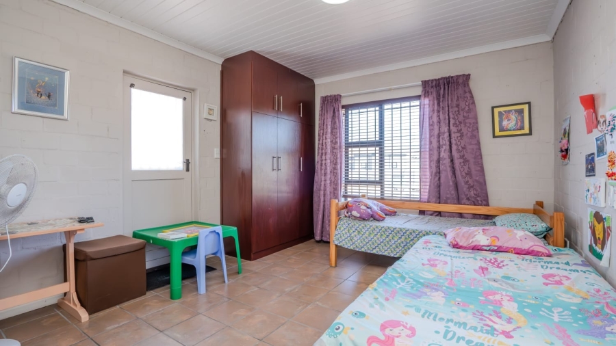 3 Bedroom Property for Sale in Country Club Western Cape